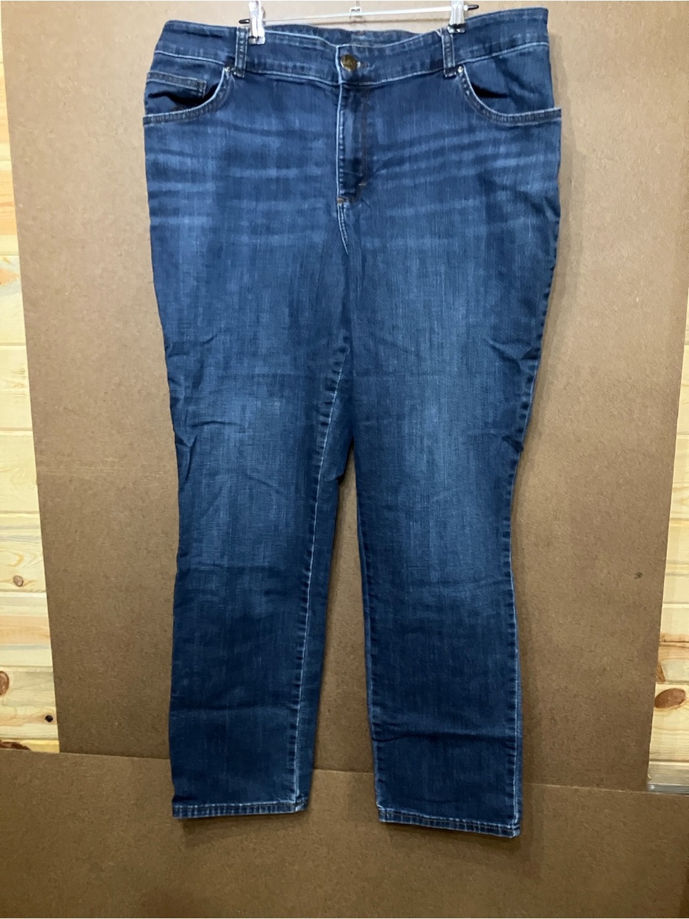 Lee Women's Straight Leg Jeans in Dark Blue - Picture 10 of 10